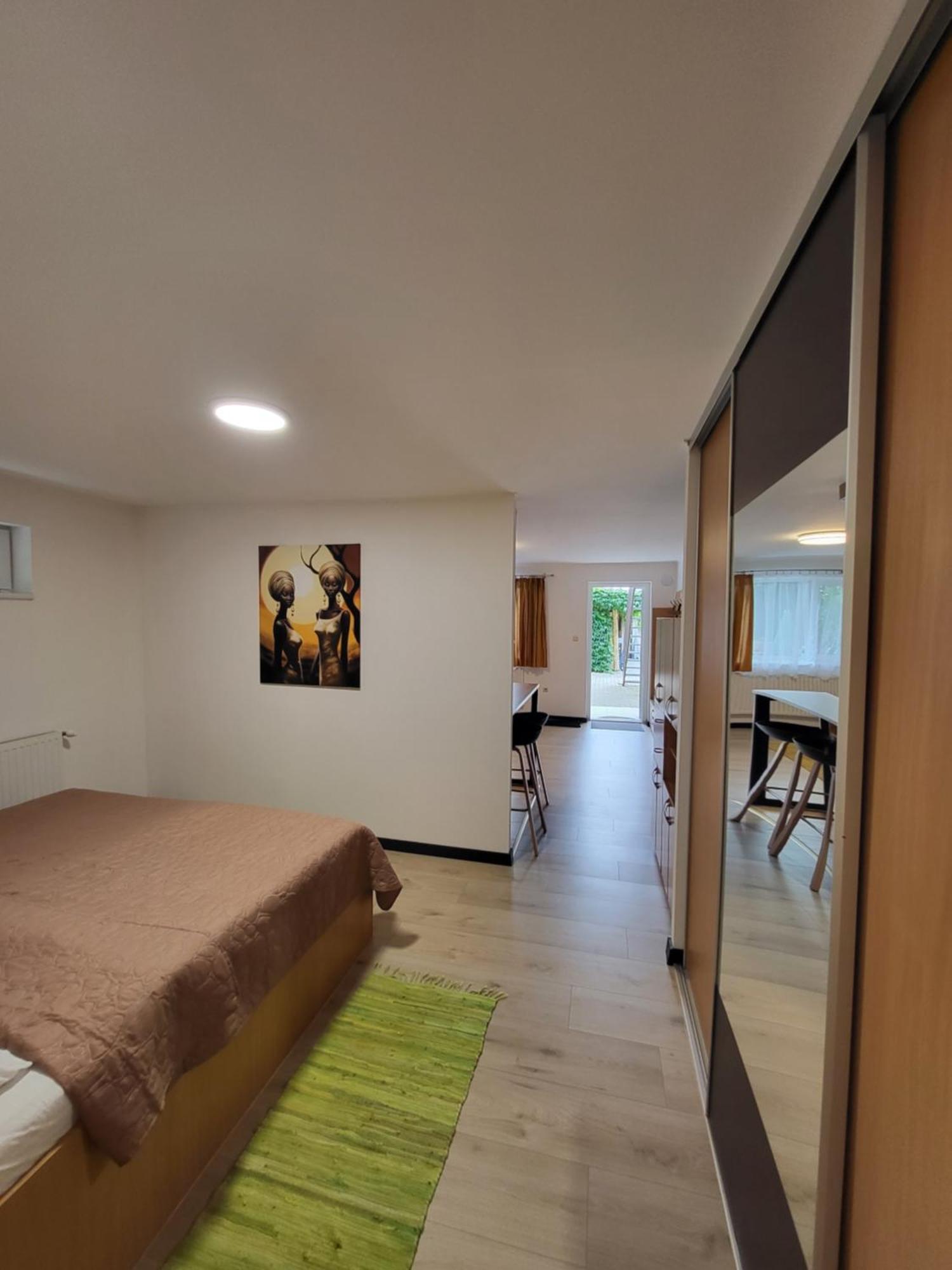 Apartmany Tereza & Free Parking Bratislava Ngoại thất bức ảnh